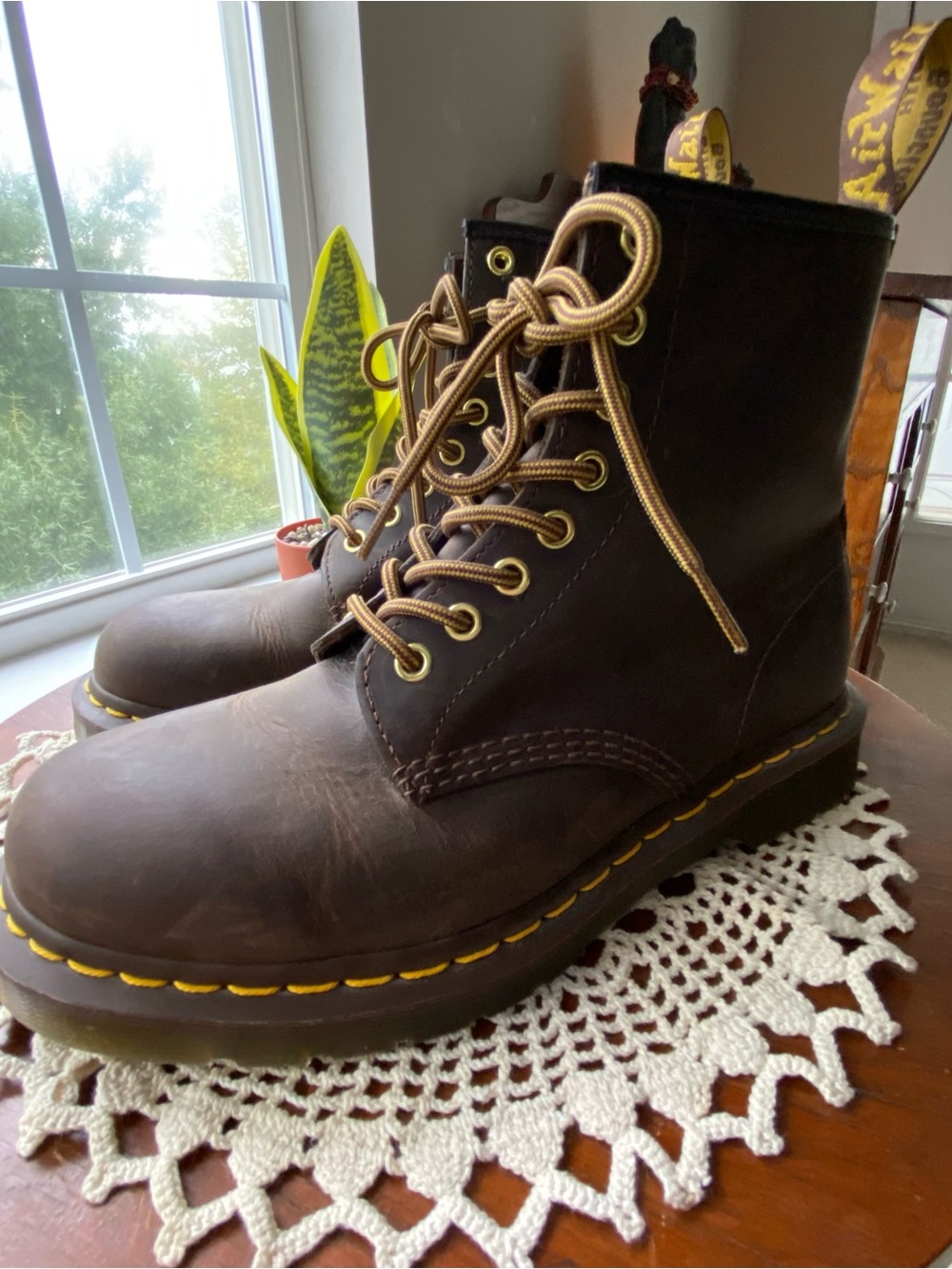 Dr. WeMartens Brown Leather 8-Eye Work Boots Womans Size 8 and Men’s Size 7